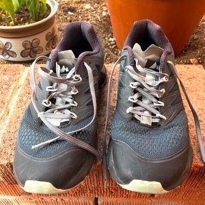 Merrell Women’s  Agility Peak Flex 2 Sneakers